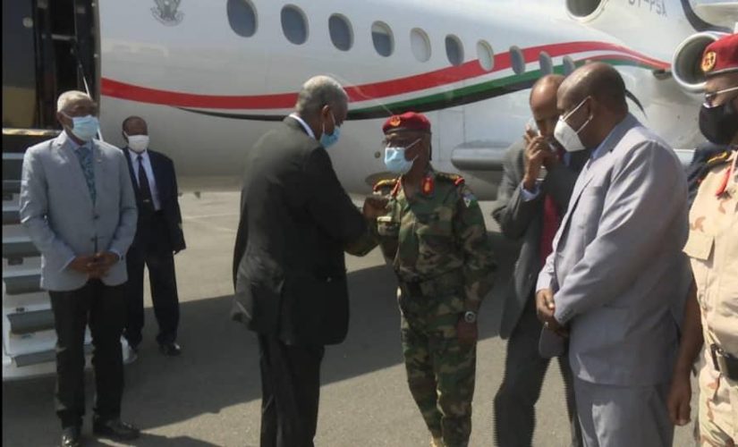 الفريق الركن ياسر العطا يصل جمهورية جيبوتي