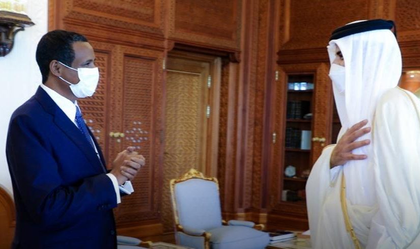 أمير دولة قطر يستقبل النائب الأول لرئيس مجلس السيادة