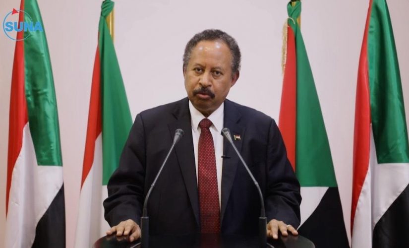د. حمدوك يُصدر قراراً بإعفاء وزراء الحكومة الانتقالية