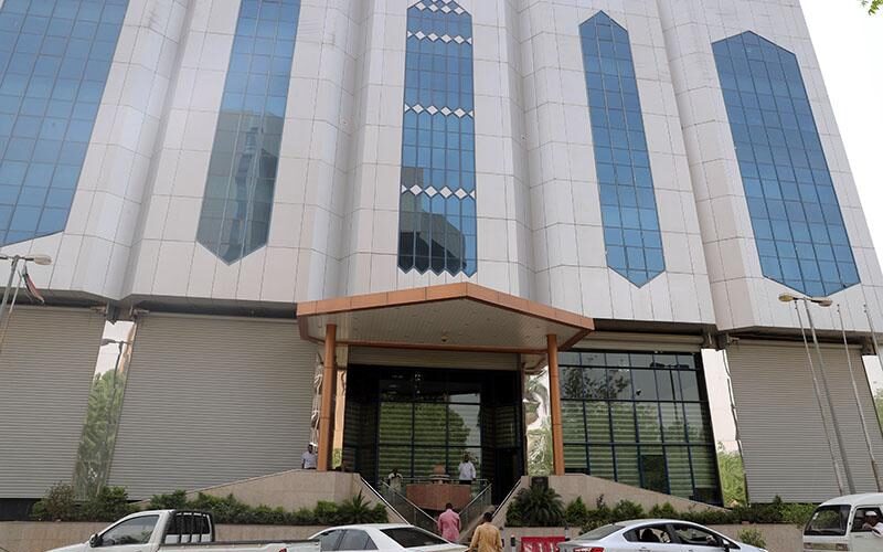 تجمع المصرفيين السودانيين يدعو لاقالة محافظ بنك السودان المركزي
