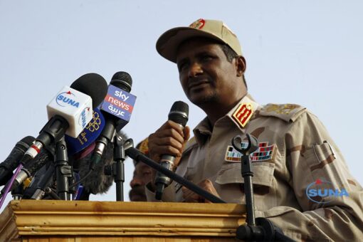 دقلو يدعو مواطني شرق دارفور إلى نبذالصراعات وقبول الآخر