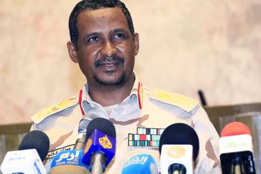 النائب الأول يشيد بمواقف الإمارات العربية تجاه السودان
