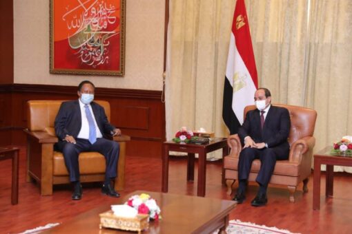 الرئيس المصري يلتقي رئيس مجلس الوزراء حمدوك