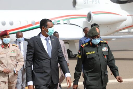 دقلو يعود للبلاد بعد زيارته لجنوب السودان