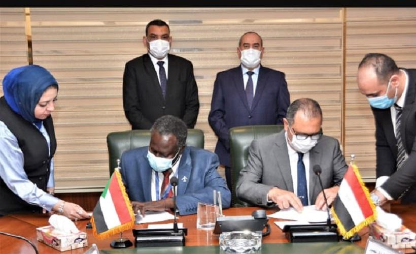 توقيع مذكرة تفاهم بين الخطوط الجوية السودانية ومصر للطيران