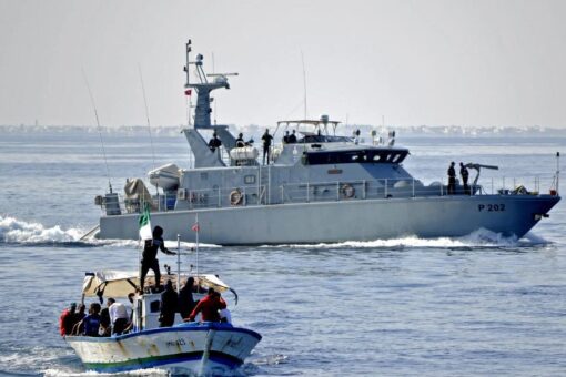 انتشال 41 جثة مهاجرة بعد انقلاب قارب قبالة سواحل تونس