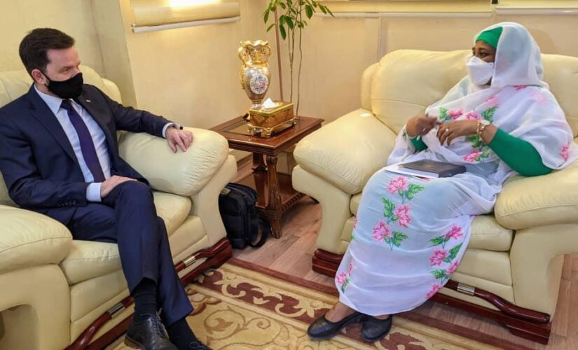 وزيرة الخارجية تبحث التعاون المشترك بين السودان وبولندا