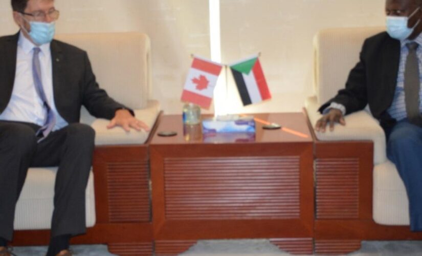 السودان وكندا يبحثان تطوير التعاون فى صناعة النفط والغاز