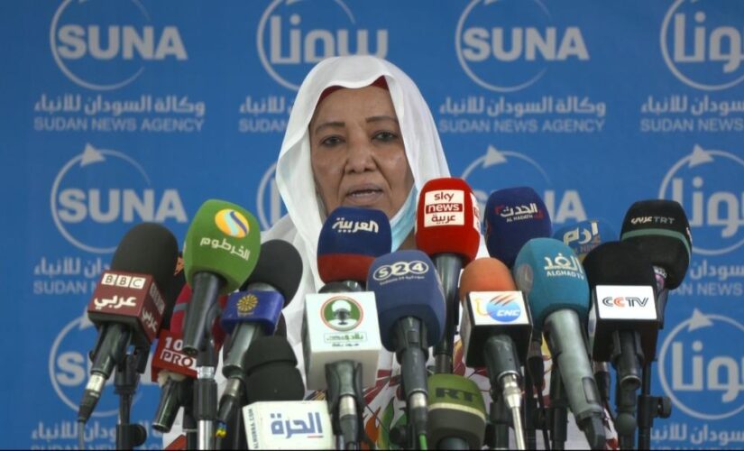 وزيرالتربية تترأس إجتماع اللجنة العليا لتأمين إمتحانات الشهادة السودانية