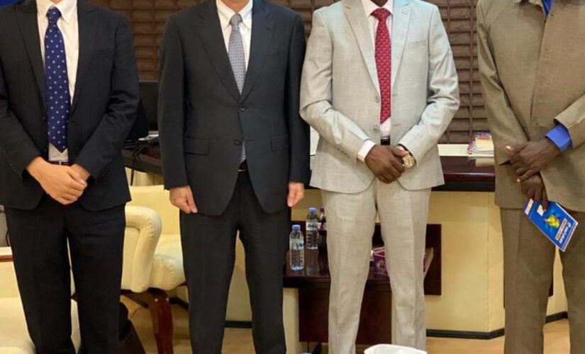 وزير التنمية العمرانية والسفير الياباني يبحثان تعزيز العلاقات السودانية اليابانية