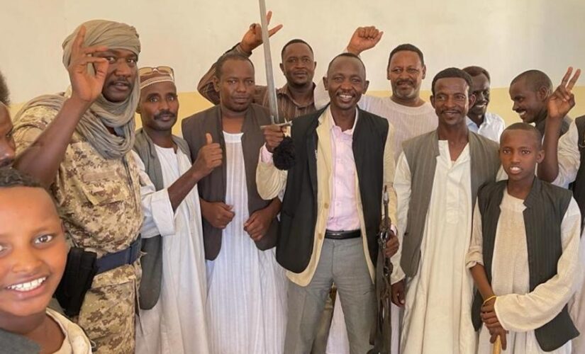 القائد العام للعدل والمساواة الثوريه يشيد بقطاعات شرق السودان