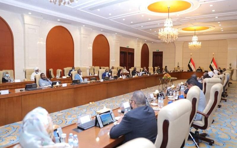 البرهان يرأس إجتماع المجلس الأعلى للسلام وحسم تعيين الولاة غدا