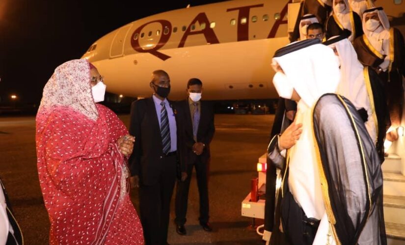 وصول نائب رئيس وزراء قطر
