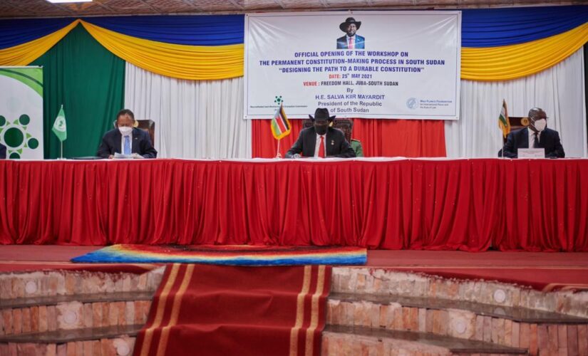 حمدوك يُشارك في ورشة وضع الدستور الدائم لدولة جنوب السودان