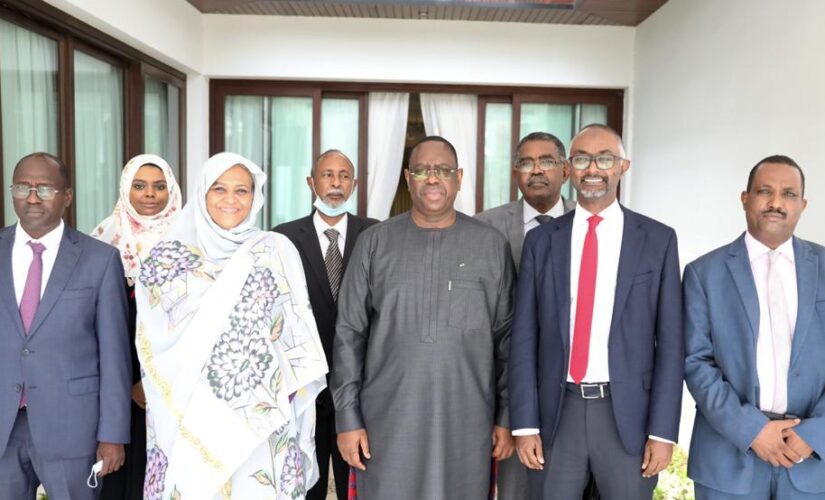 الرئيس السنغالي يشيد بإستثمارات سوداتل بداكار