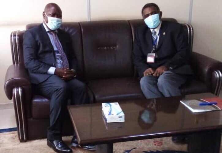 السفير حسن عبدالسلام يحث مع السفيراليوغندي سبل تنشيط العلاقات الثنائية