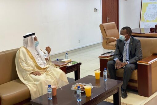 وزير التنمية العمرانية والطرق يؤكد متانة العلاقات السودانية السعودية