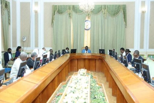 التعايشي يرأس إجتماع اللجنة القومية لمؤتمر نظام الحكم في السودان