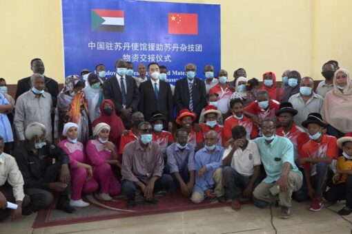 الصين تقدم دعما لفرقة الاكروبات السودانية في يوبيلها الذهبي