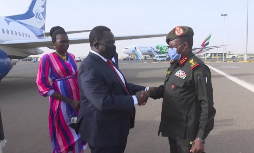 نائب رئيس جنوب السودان يصل البلاد