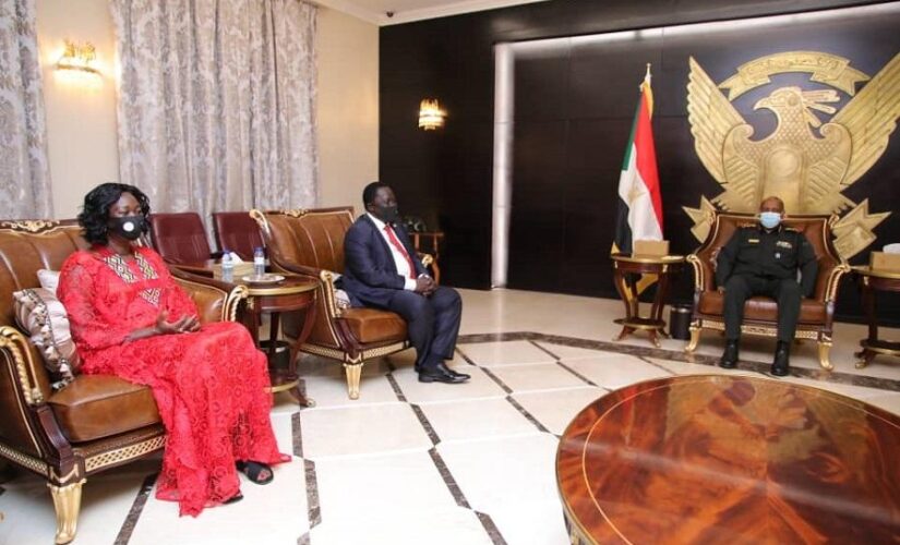 رئيس مجلس السيادة يلتقي نائب رئيس جمهورية جنوب السودان