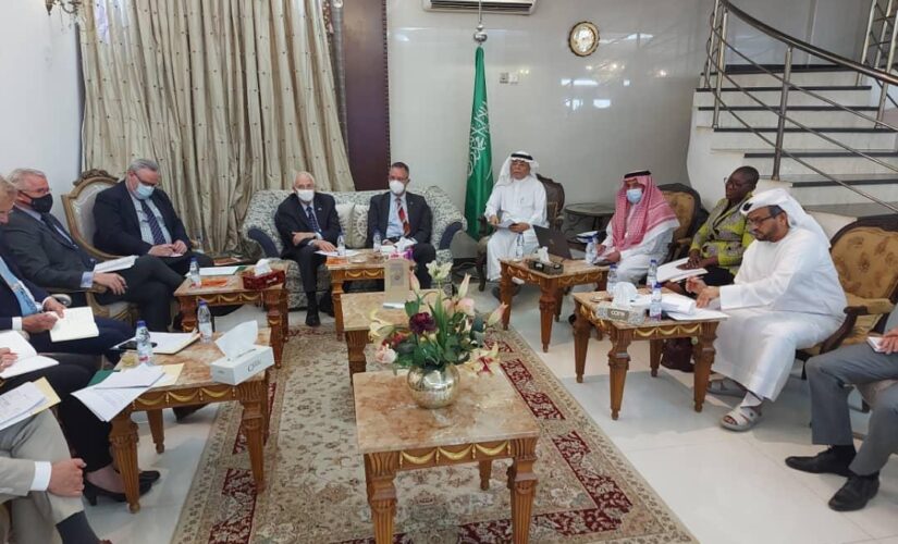 الرباعية تصدر بياناً بنتائج الاجتماع الذي عقد بمنزل السفير السعودي