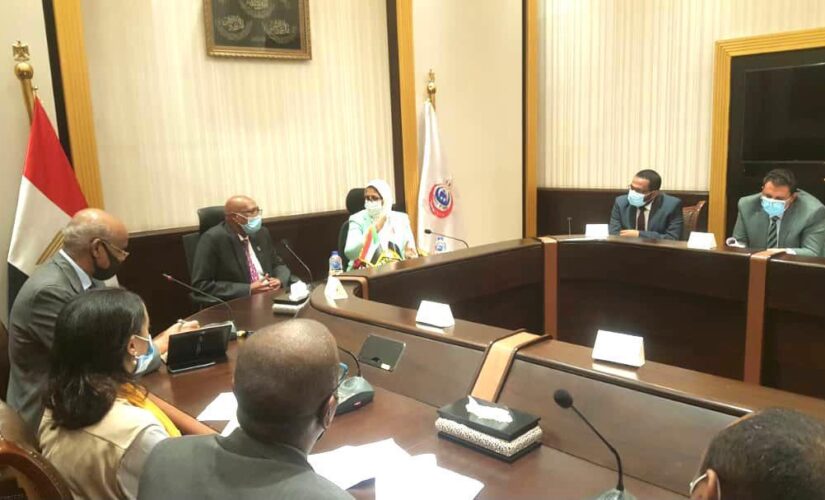 وزيرا الصحة المصرية والسودانية يبحثان التعاون الصحي بين البلدين