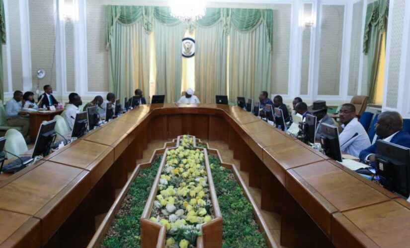 التعايشي يرأس اجتماع اللجنة العليا لتنفيذ اتفاق السلام- مسار دارفور