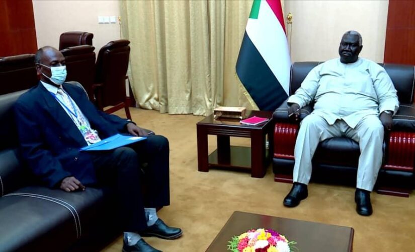 عقار يؤكد دعمه للنهوض بالقطاع الثقافي فى السودان