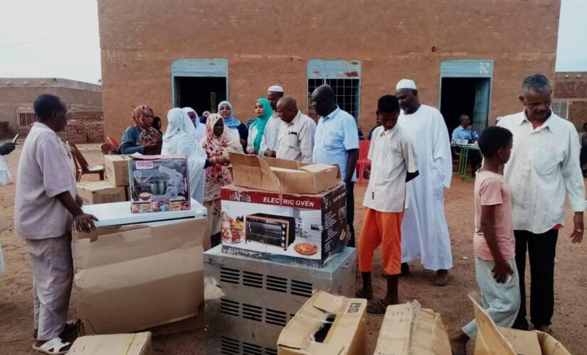 ديوان الزكاة بالجزيرة يحتفل بتوزيع معدات لمراكز تنمية المرأة
