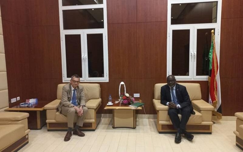 وزير المالية:حريصون على التعاون المشترك مع بعثة يونيتامس في السودان