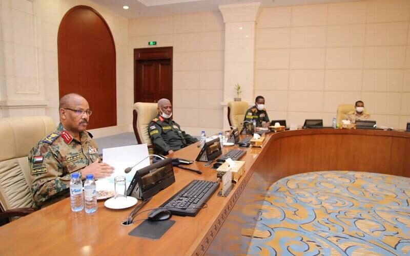 النائب الأول لرئيس مجلس السيادة يترأس إجتماع مجلس الأمن والدفاع