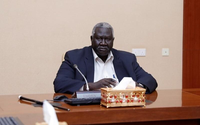 عقار يطلع على الأوضاع فى شرق السودان