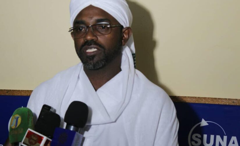 مفرح يخاطب الملتقى التفاكري للكيانات والفرق الإسلامية في السودان