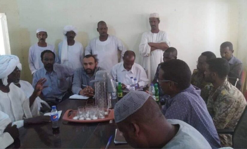 رفع الاعتصام والاتفاق حول تنفيد كهرباء قرى محلية ابوحمد