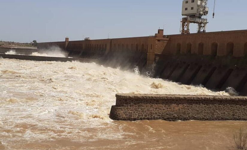 انخفاض منسوب مياه النيل الأزرق بمدينة سنجة.