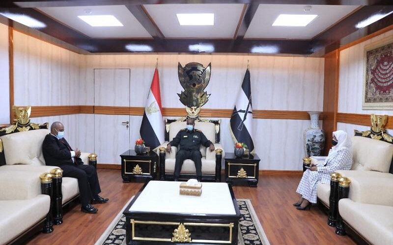 رئيس مجلس السيادة يؤكد عمق ومتانة العلاقات السودانية الاريترية