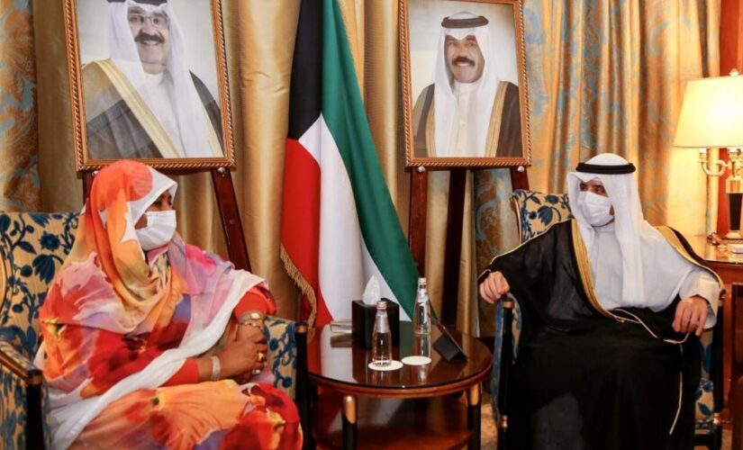 مريم تجتمع مع وزير الخارجية الكويتي