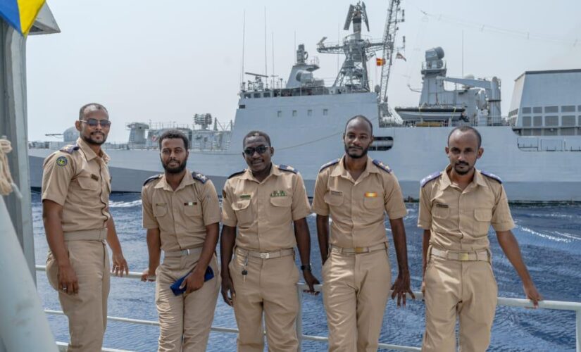 القوات البحرية السودانية تنفذ تدريباً بحرياً عابراً مع نظيرتها الهندية