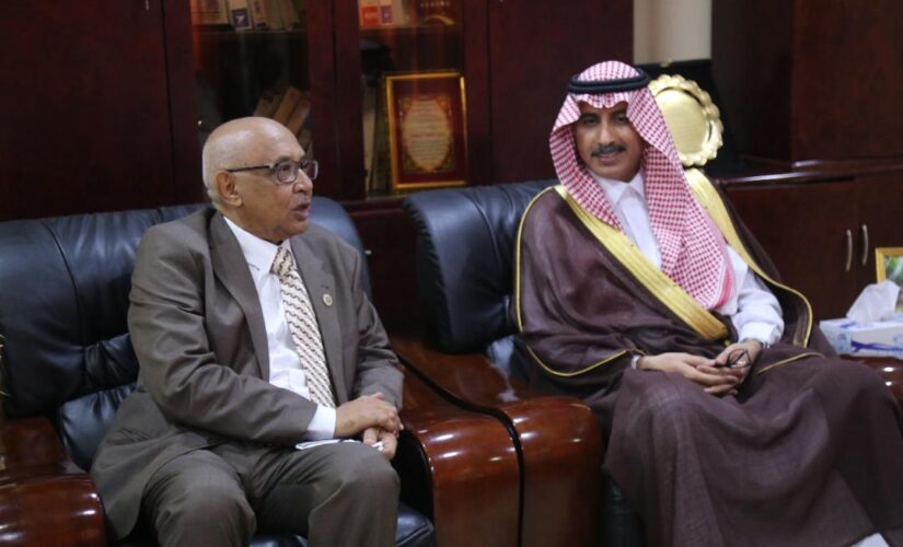 مدير جامعة السودان يستقبل وكيل التعليم للتعاون الدولي السعودي