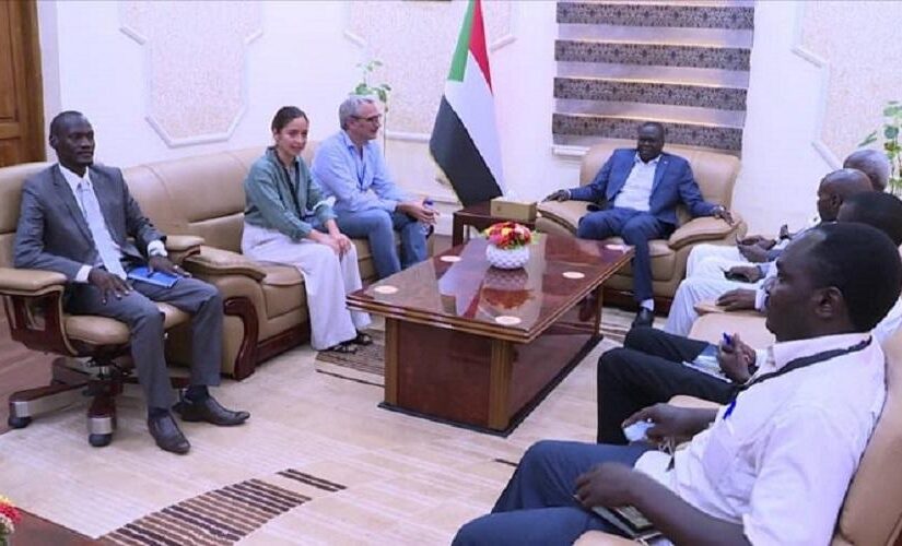 تاور يلتقي مدير برنامج السودان بمنظمة بروميد ياسيون الفرنسية