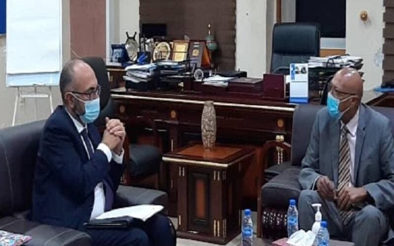 وزير الصحة يبحث مع السفير الإيطالي التعاون الصحي بين البلدين