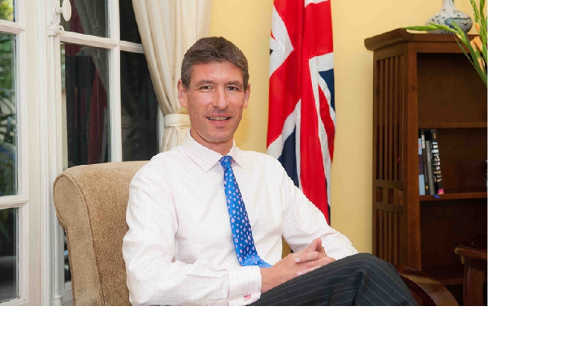 سفير بريطانيا بالخرطوم يؤكد دعم بلاده لجهود الإنتقال بالسودان