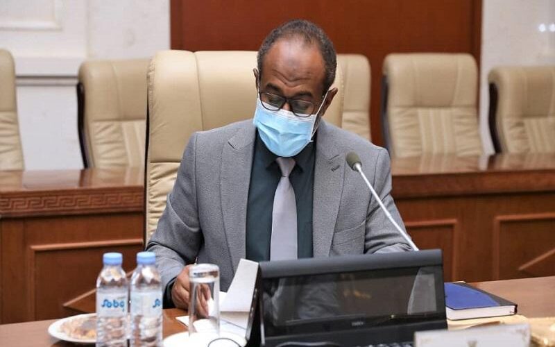 عضوالسيادي د.عبدالباقي عبدالقادر يطلع على الخطط والبرامج المقترحةلحل أزمةشرق السودان