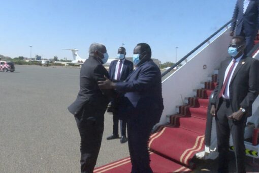 مستشار رئيس جمهورية جنوب السودان يصل الخرطوم