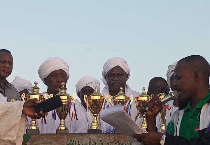والي جنوب دارفور يتعهد بإكمال منشآت مؤسسات رياضة الفروسية