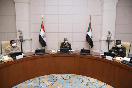 رئيس مجلس السيادة يترأس الجلسة الطارئة لمجلس الأمن والدفاع