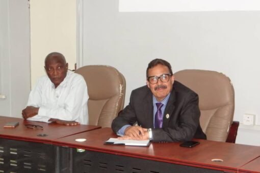 جامعة شندي والجامعة الليبية للعلوم الطبية ببنغازي تبحثان تبادل الخبرات