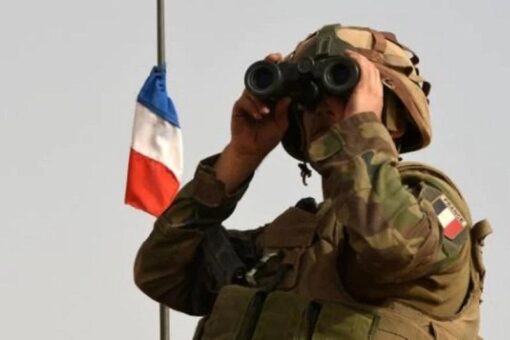 فرنسا وشركاؤها الأوروبيين تعلن إنسحابها عسكريا من مالي