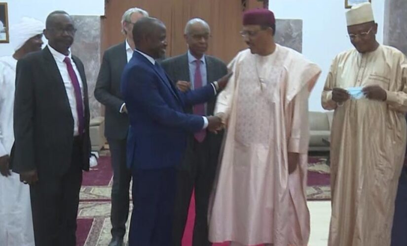 رئيس النيجر يستقبل وفود ندوة نيامي حول تحديات الانتقال برئاسةالسودان